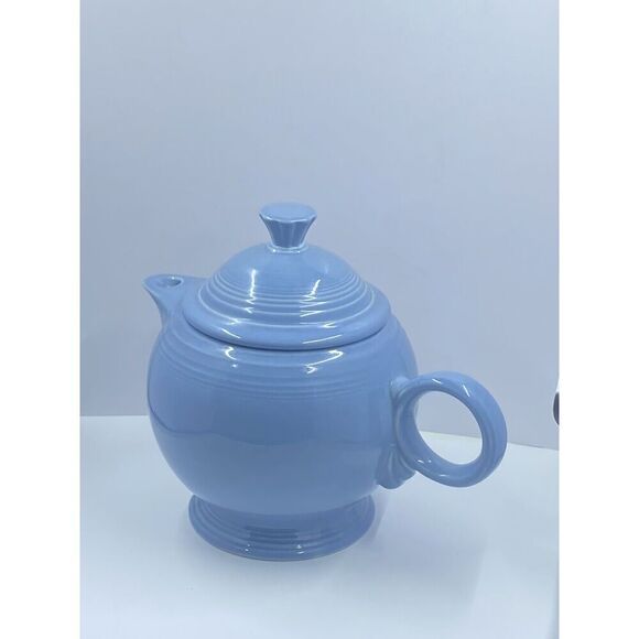 Homer Laughlin HLC Fiesta Periwinkle Teapot w/Lid Large 44 oz. 5 Cup Retired - Picture 2 of 16